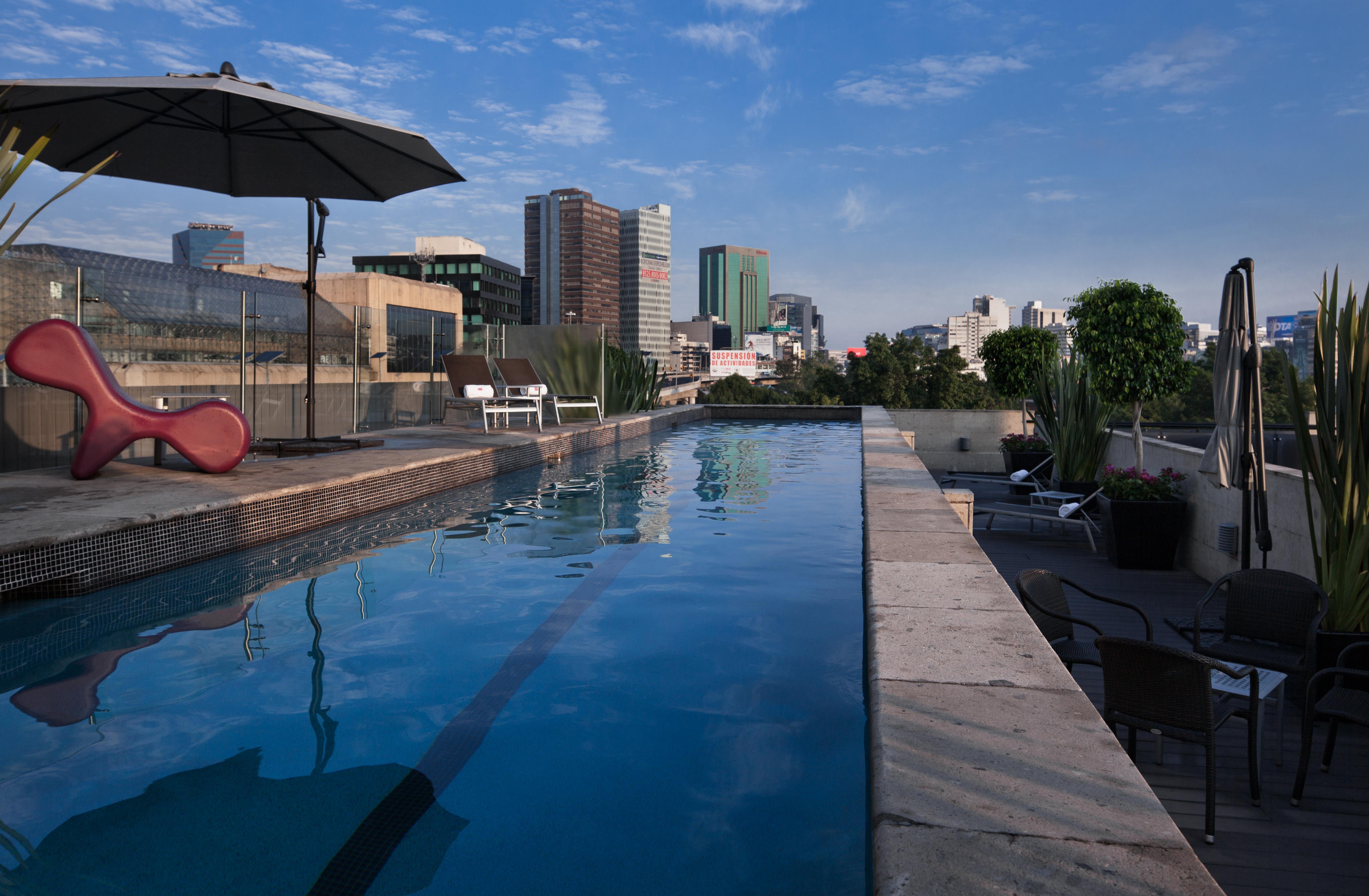 Las Suites Campos Eliseos Мехико Экстерьер фото