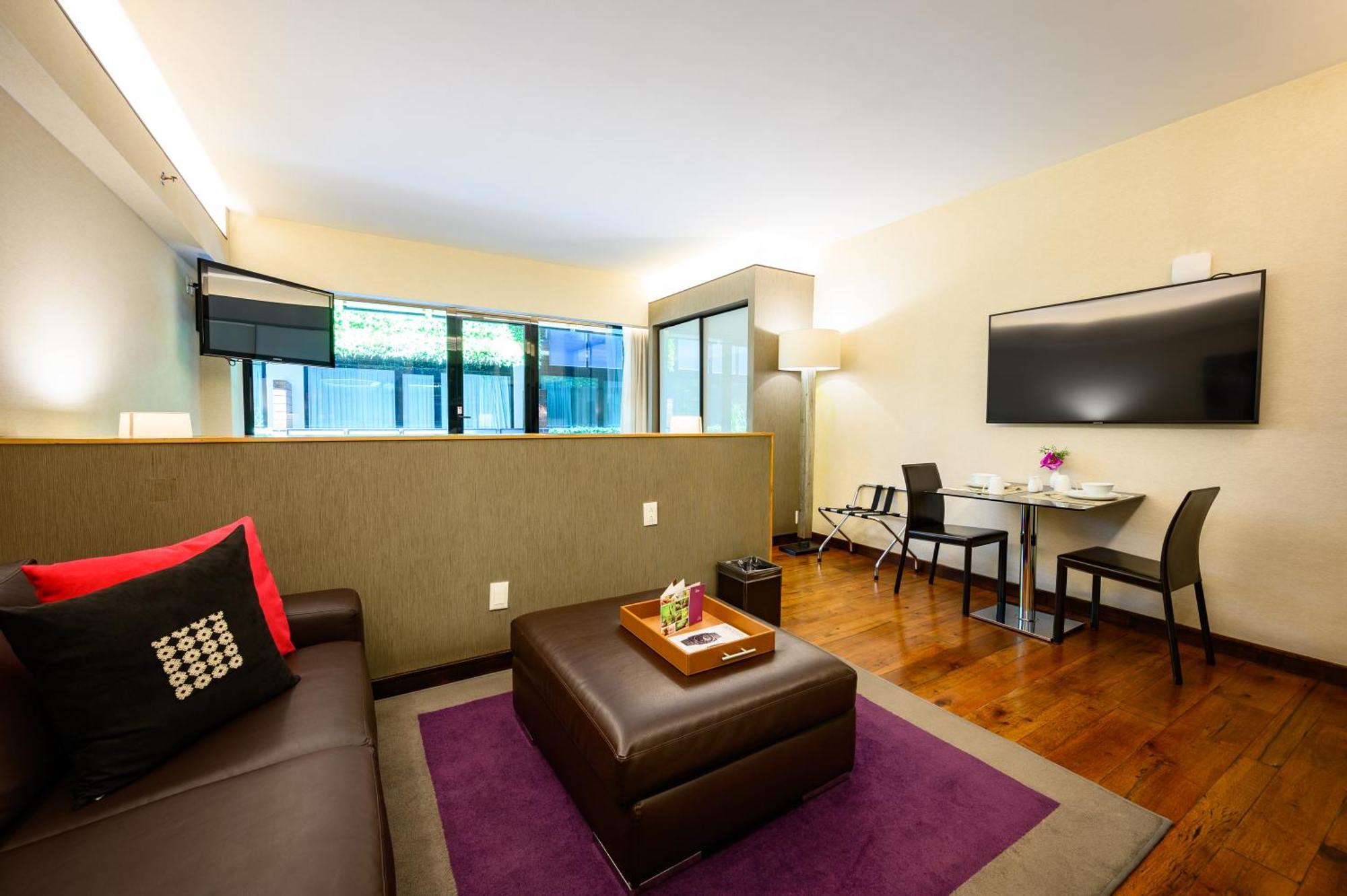 Las Suites Campos Eliseos Мехико Экстерьер фото
