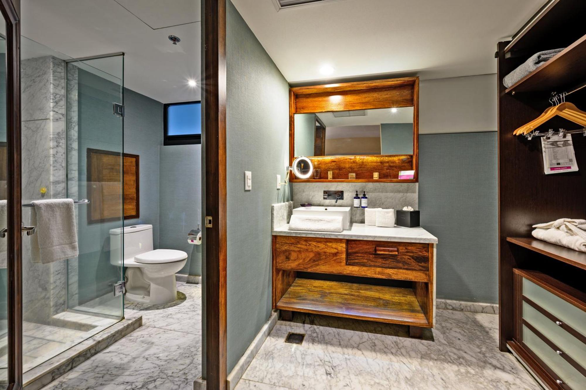 Las Suites Campos Eliseos Мехико Экстерьер фото